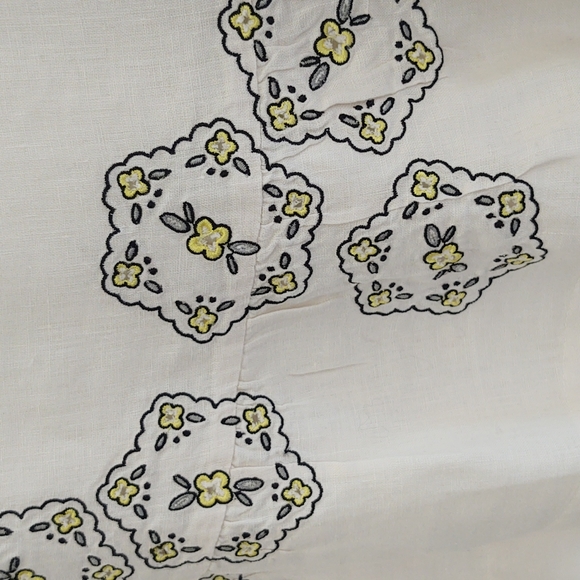 Odille white linen a line skirt size 6 - Picture 3 of 6